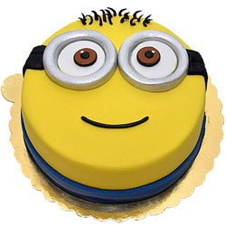 Scrumptious Minions Fondent Cake