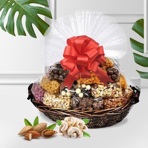Delicious Assorted Dry Fruits Gift Basket