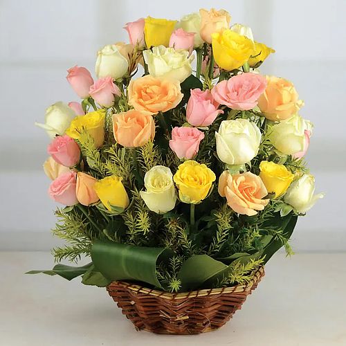 Classic Mixed Roses Collection in Round Basket