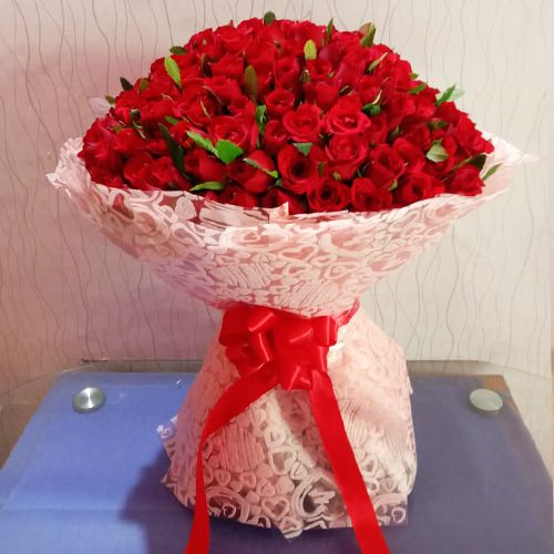 Romantic Red Roses Grand Bouquet