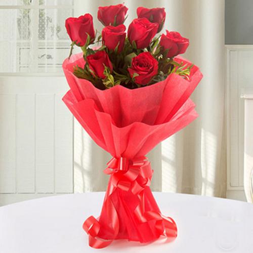 Propose Day Special Bouquet of 8 Roses in a tissue