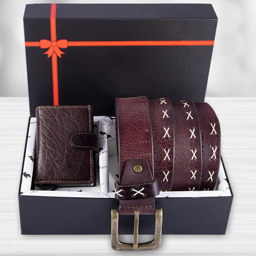 Alluring Hide and Skin Mens Leather Card Holder Belt N KN95 Mask