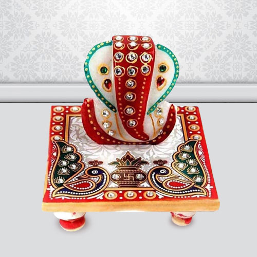 Pious Marble Ganesh Chowki with Peacock Design