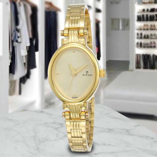 Marvelous Titan Analog Womens Watch