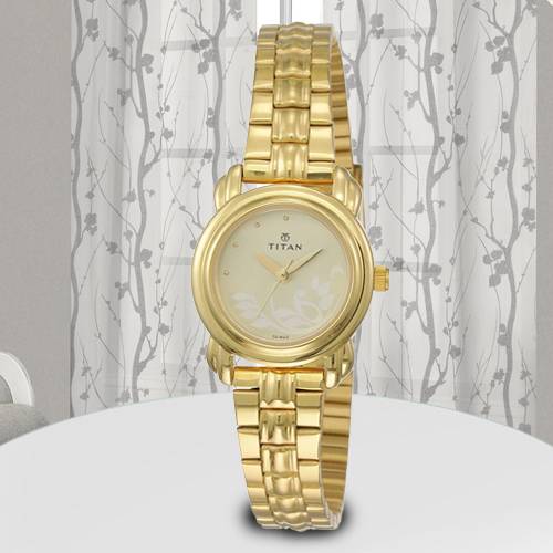 Marvelous Titan Analog Womens Watch