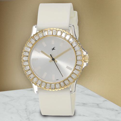 Amazing Fastrack Hip Hop Analog Womens Watch